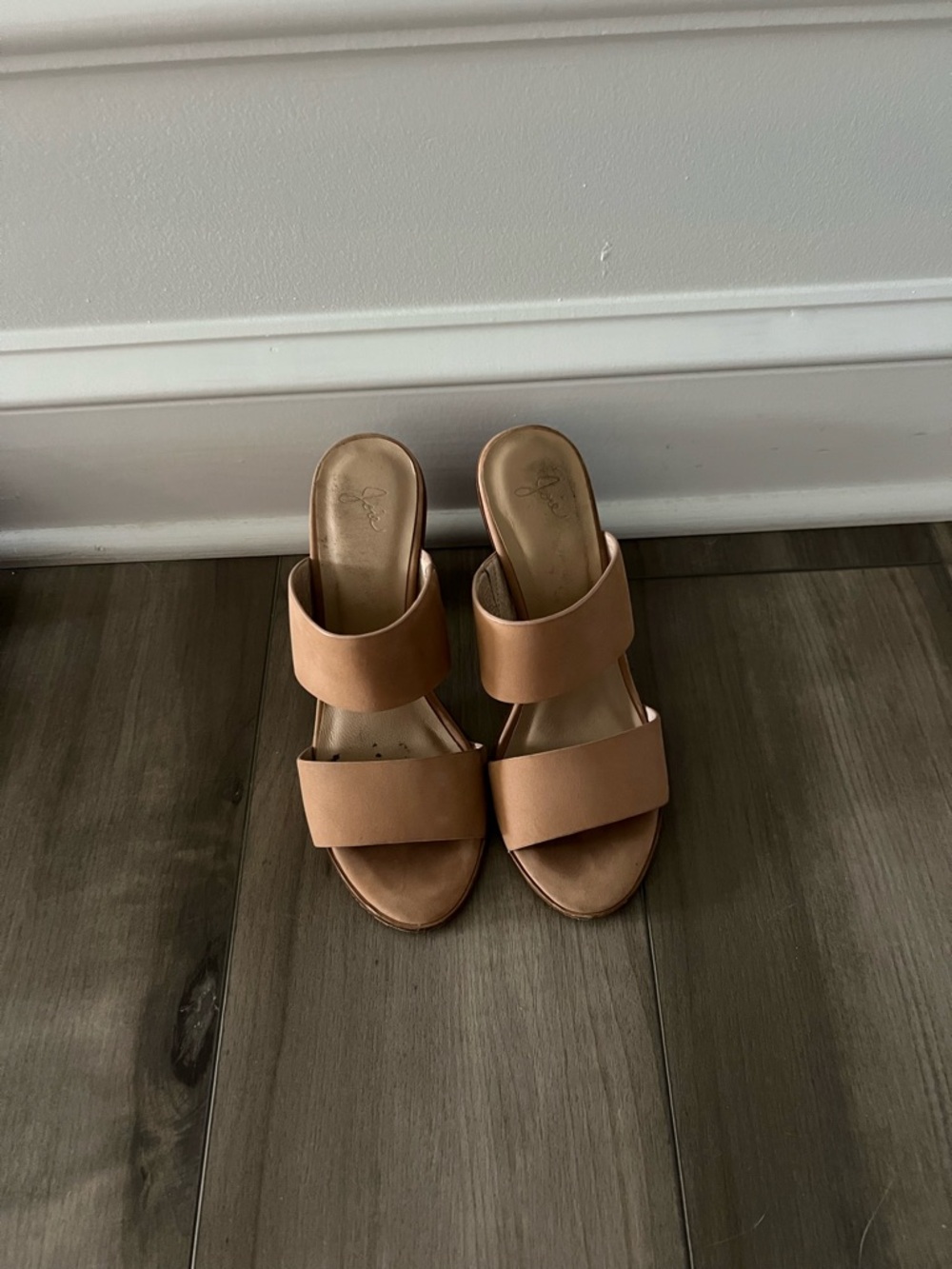 Joie Women’s Tan Double-Band Heeled Slides